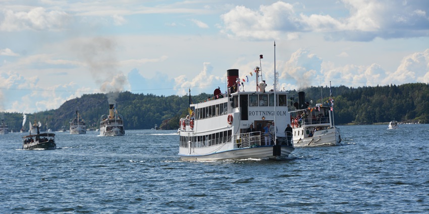An image of Lake Mälaren, a famous tourist destination in Sweden.