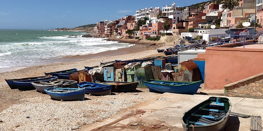 A laid-back surfing paradise with stunning ocean views.