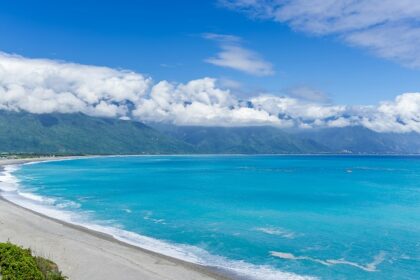 A panoramic view of one of the Taiwan beaches offering tranquillity and refreshing vibes.