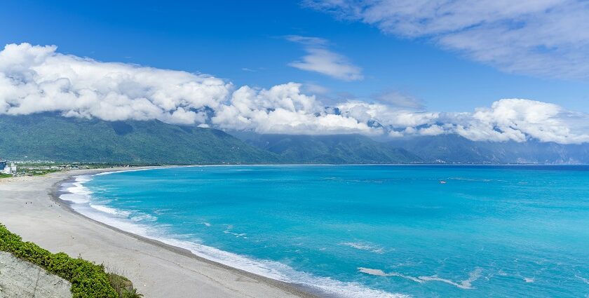 A panoramic view of one of the Taiwan beaches offering tranquillity and refreshing vibes.