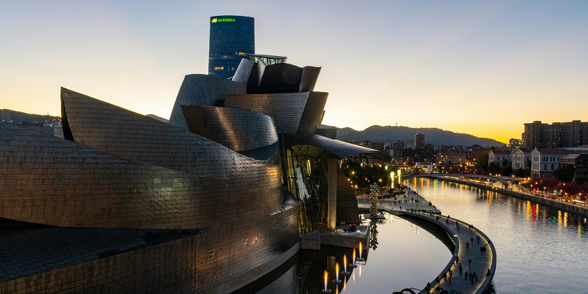 Experience the scenic views at the museum which is situated along the Nervion River.