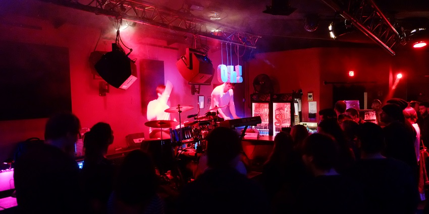 An image of the vibrant atmosphere of Tanzhaus West showcasing Frankfurt nightlife.