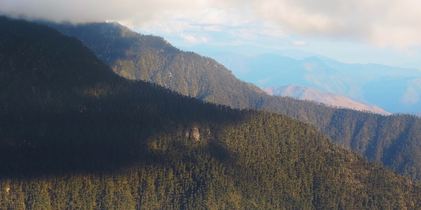 Hills of Arunachal Pradesh, ideal among places to visit in October with family in India.