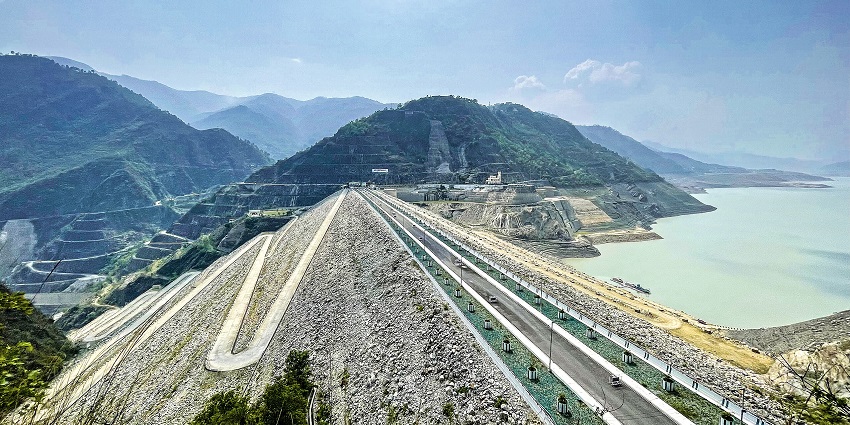 Tehri Dam is one of the best places to visit near Kanatal.