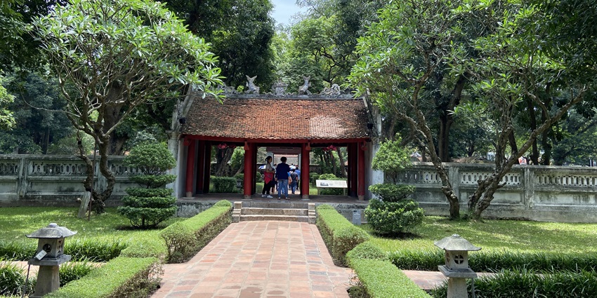 Historic temple dedicated to Confucius and Vietnam’s scholars, featured in Hanoi city guide