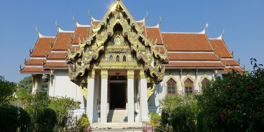 Witness the intricate architecture of Sarnath's Thai temple, one of the must things to do in Sarnath.
