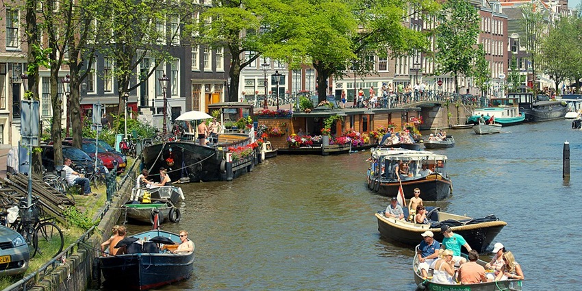 A charming neighbourhood known for its narrow streets, canals, and cafes
