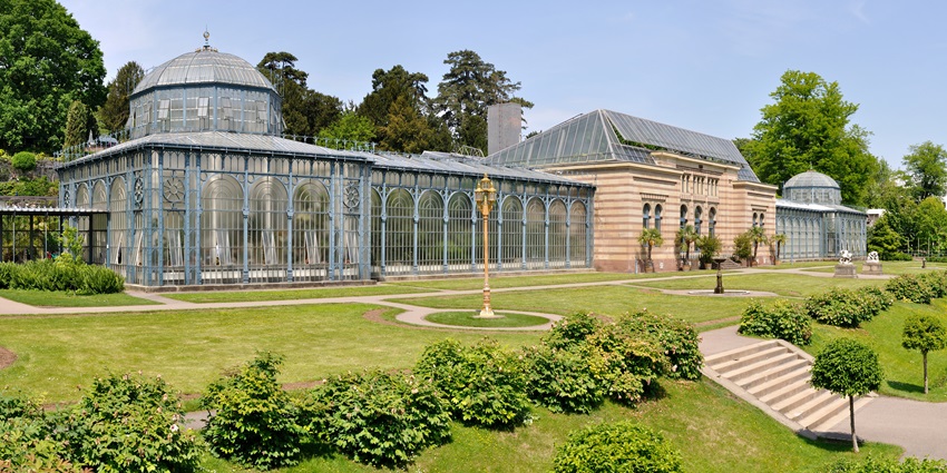 A glimpse of The Palace Gardens, one of the mesmerizing places to visit in Stuttgart.