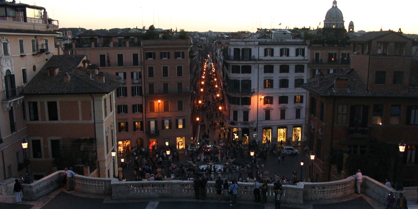 The Spanish Steps, the most active area and a must-visit to experience Rome Nightlife.