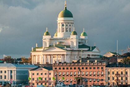 An image of the Helsinki Cathedral, a remarkable thing to see in Helsinki