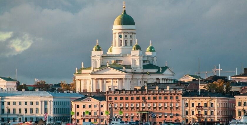 An image of the Helsinki Cathedral, a remarkable thing to see in Helsinki