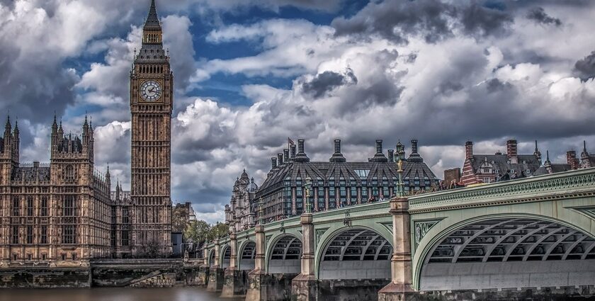 Discover things to do in the UK, from exploring landmarks to scenic landscapes.