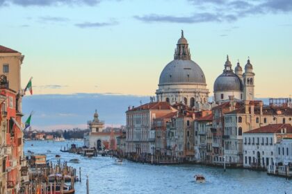 Magnificent view of Canal Grand, Venice - explore the best things to do in Venice