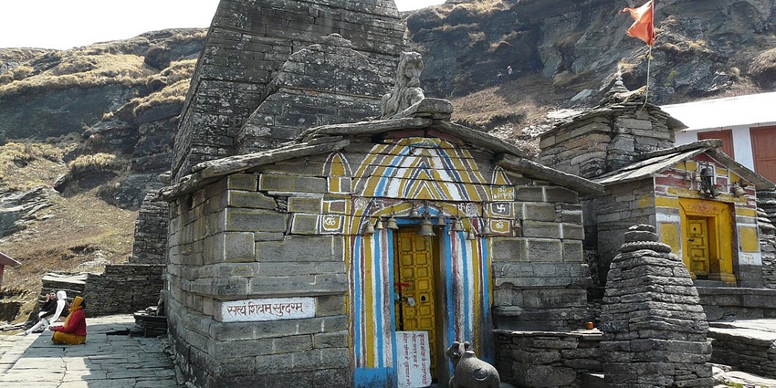 Things to do in Chopta include trekking to the highest Shiva temple in India.