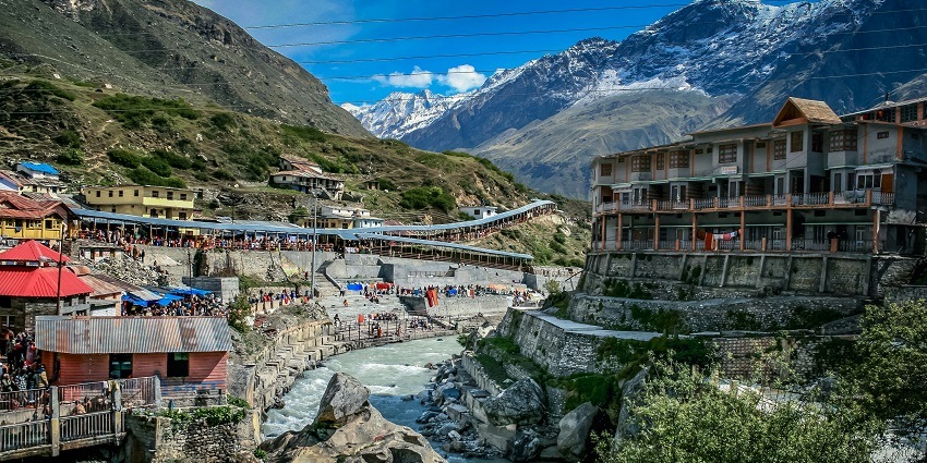 An image of the Holy Ganga in Uttarakhand, offering various adventure opportunities.