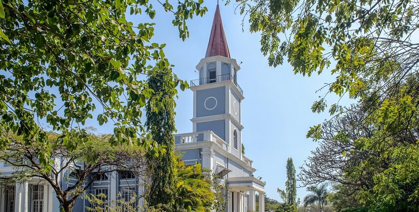 A beautiful vintage old church to visit during the Valentine's Day in Pune