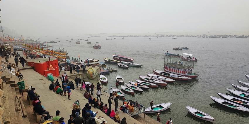 An image of the Ganges River in Varanasi, one of the cheap places to see in February