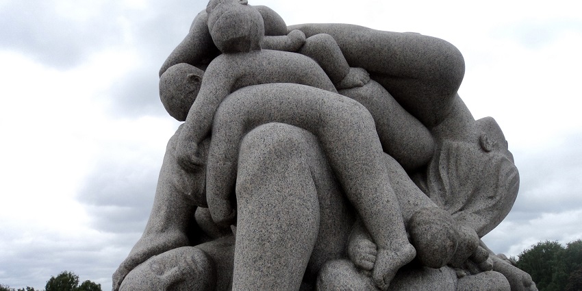 An image showing the Vigeland Park statue, one of the top places to visit in Oslo.