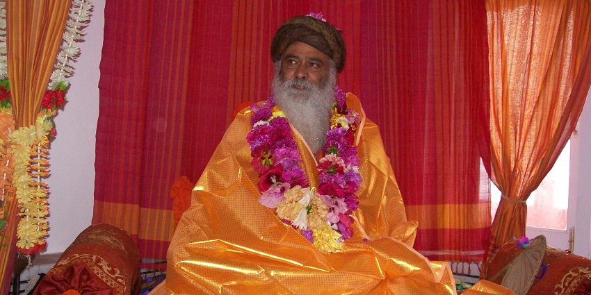 Sadguru Sri Sri Advaitananda Saraswati, founder of Vijay Milan Math.