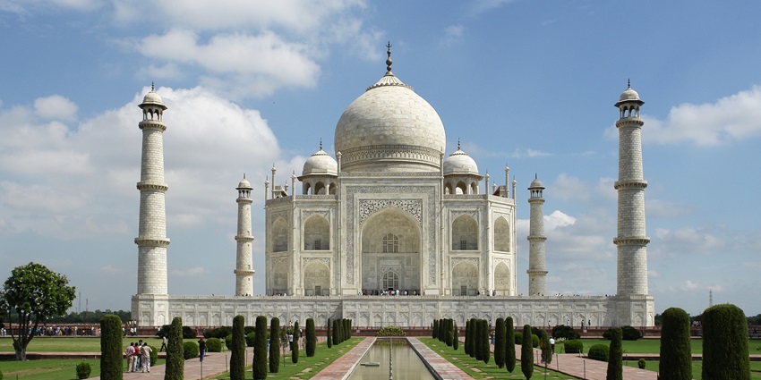 A picture of the Taj Mahal in Agra, which is one of the most iconic landmarks of India.