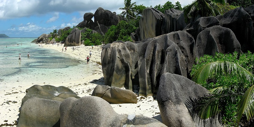 Things to do in Seychelles include enjoying the white sands and granite boulders at Anse Source d’Argent