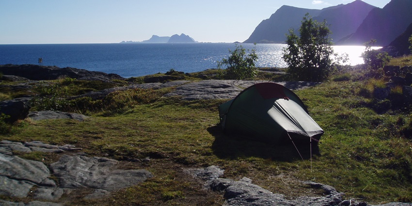 An image showing a view of the Lofoten Islands, a famous thing to see in Norway.