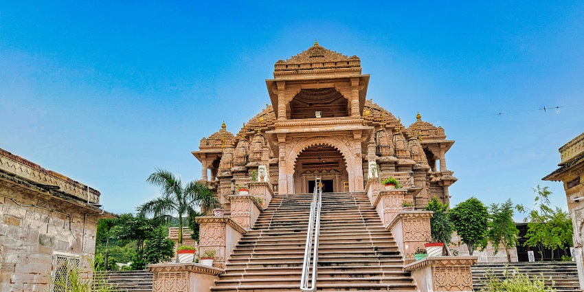 The staircase leading to the sacred Gajanan Maharaj Temple.