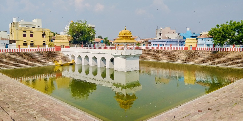 Swami Samarth Temple is a serene shrine and one of the things to see in Akkalkot.