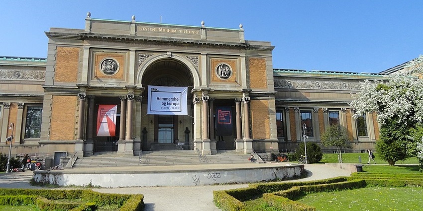 An image of the exterior of the SMK – Statens Museum for Kunst’s modern building.