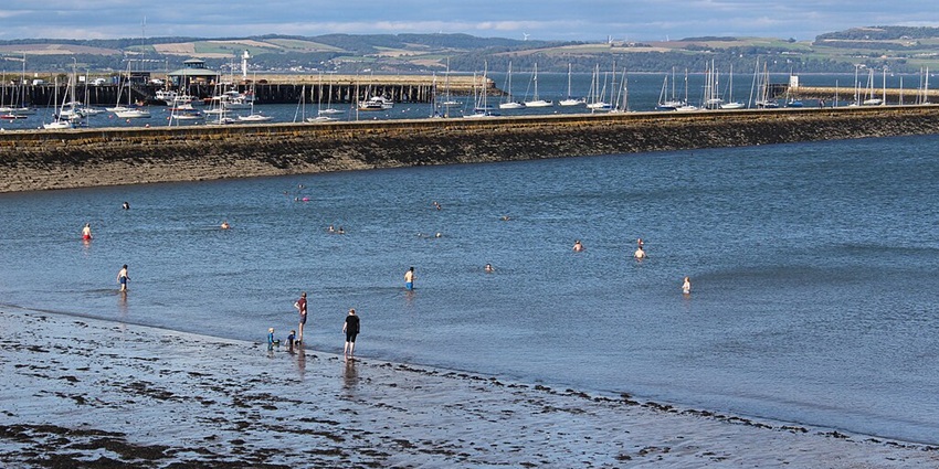 Wardie beach is among the beaches in Edinburgh, Scotland, famous for having the city skyline.
