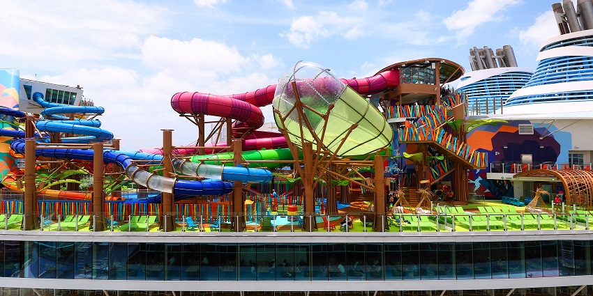 Exciting water slides at the Water World park near Barcelona