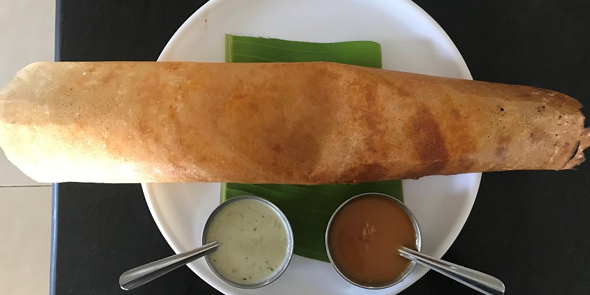 An image of traditional Andhra Pradesh dish, Dosa which is served at local eateries.
