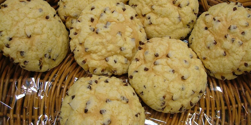 The Sensoji Temple area offers delicious ramen, sushi, and melon pan delights.
