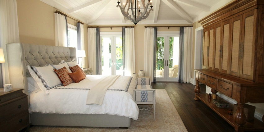 Stay in hotels with decent facilities and amenities during your trip.