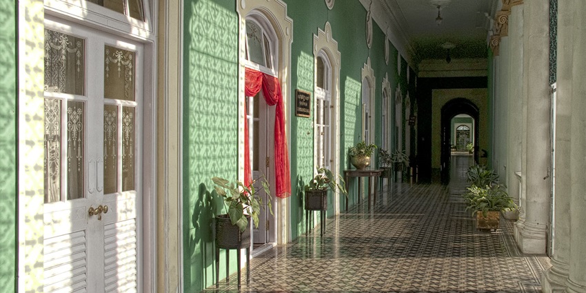 The inside picture of the beautiful hotel Lalitha Mahal Palace located in Karnataka.