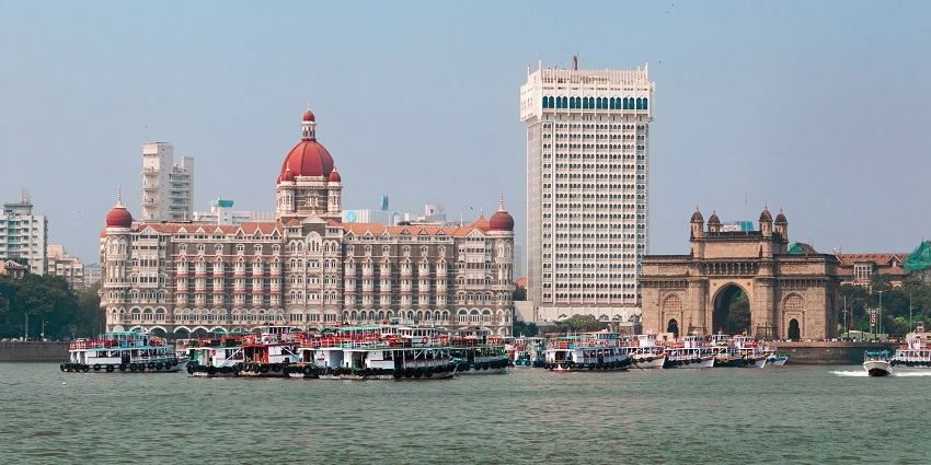 The picture of the Taj Hotel located near the Gateway of India in Mumbai, India