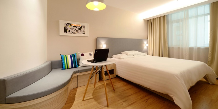 An image showcasing comfortable accommodations near Baisakhi celebrations in Punjab