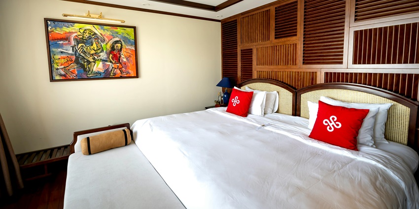 Bruges accommodations range from luxury hotels to charming budget stays