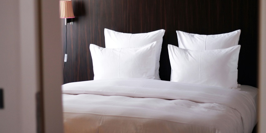 An image of a hotel room, an accommodation near the temple in Tamil Nadu, India.
