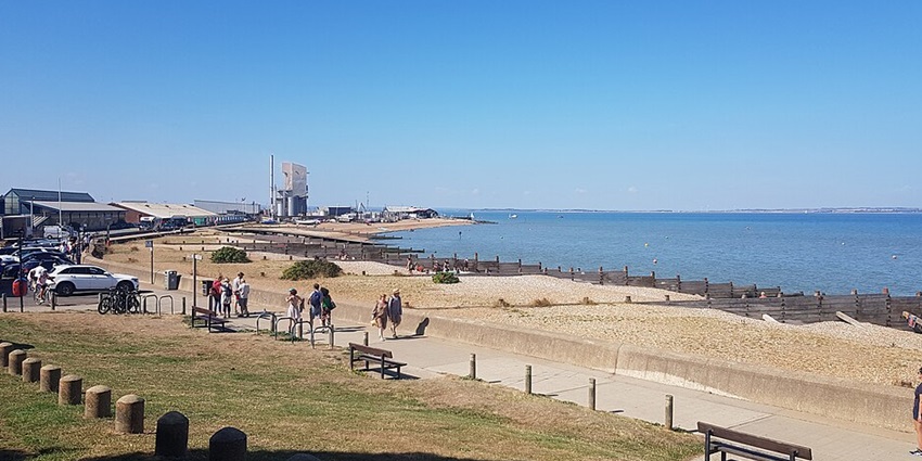 Whitstable Beach is best known for its fresh oysters and seafood restaurants.