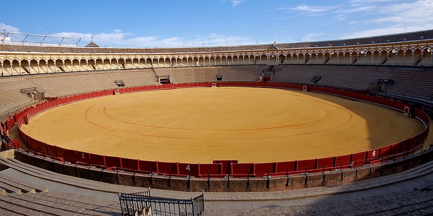Experiencing the bullfight at Real Maestranza, an interesting thing to do in Seville.