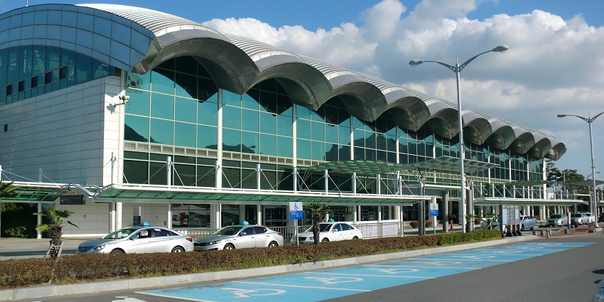 Yeosu Airport is one of the airport serving Yeosu’s coastal city and nearby attractions.