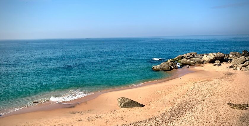 A panoramic view of the beautiful beaches in Kanyakumari, Tamil Nadu during sunset