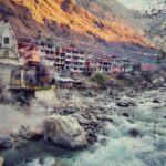 An image of Manikaran, one of the natural hot springs in India, located at Parvathi Valli in Kullu district.