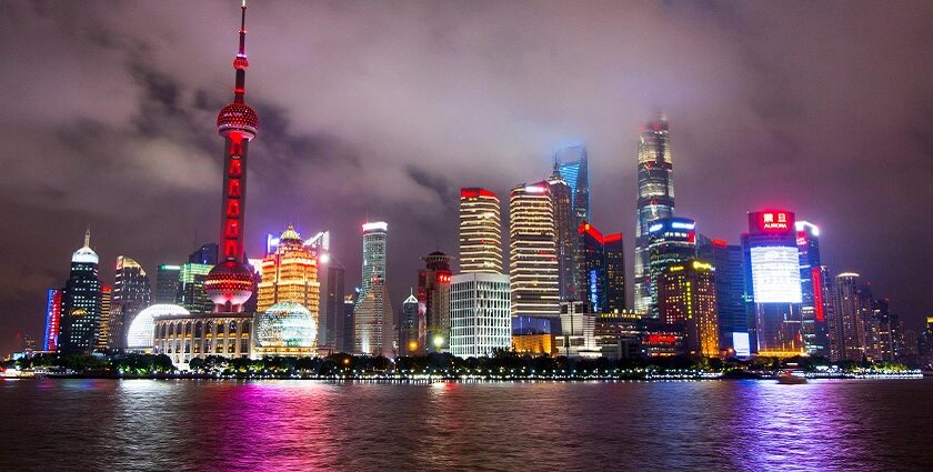 experience the night beauty of the city life with the best shanghai nightlife spots