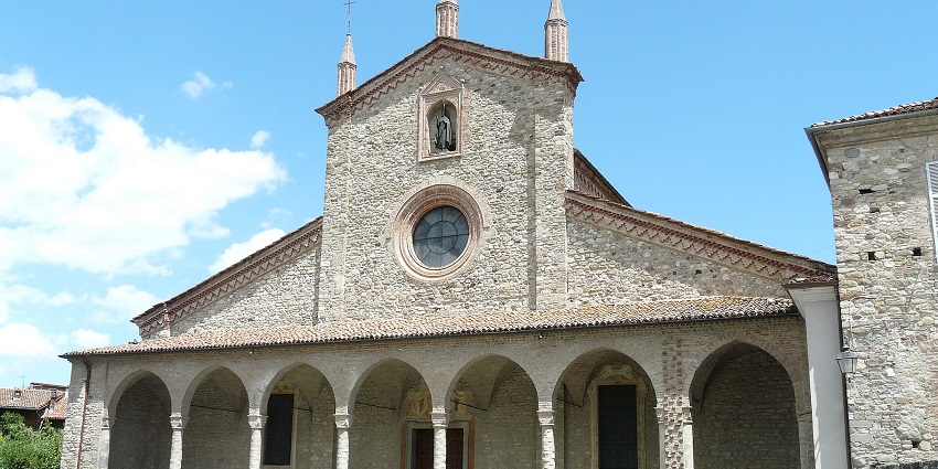 A centuries-old monastery in Italy, known for its Romanesque architecture and scholarly heritage, among the best medieval monasteries.