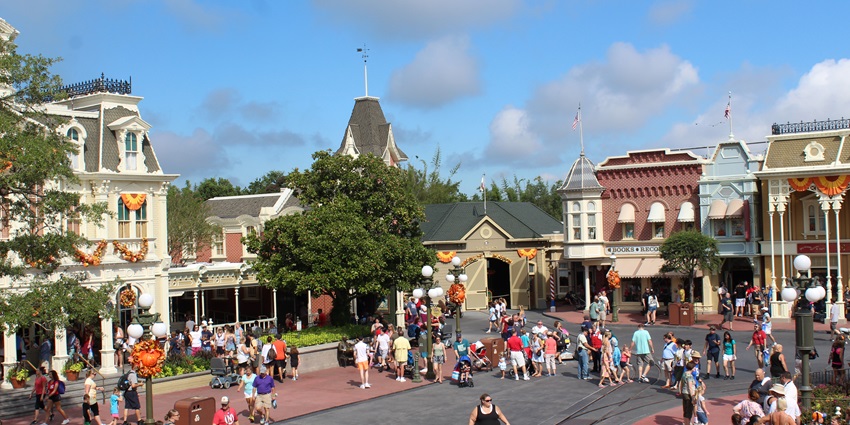 The largest theme park in the world is one of the best attractions in the whole world.