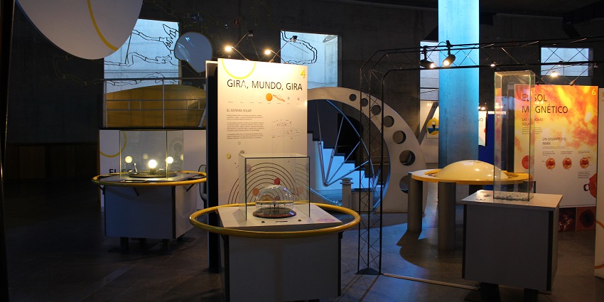 Sharjah science museum offers interactive exhibits, workshops, and live demos