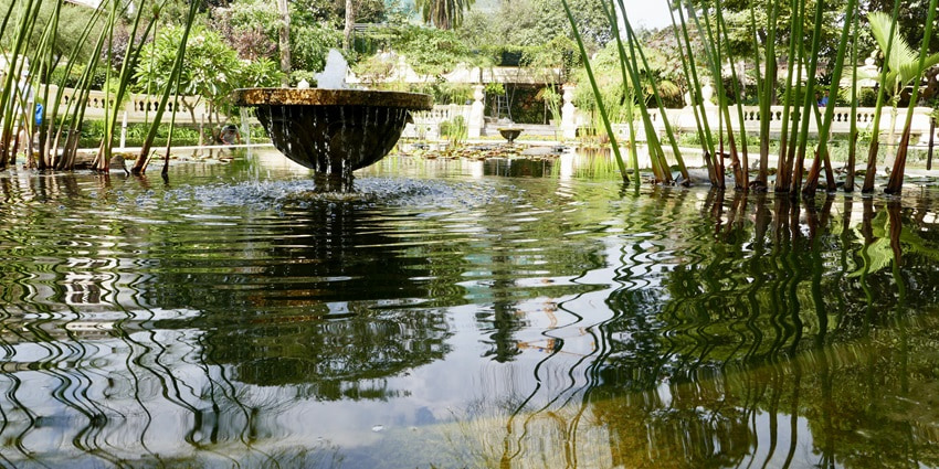A fountain at the Garden of Dreams in Kathmandu showcases artistic water displays.
