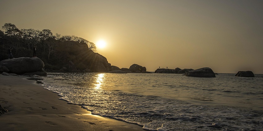 Relax at the tranquil and picturesque Agonda Beach near the Cotigao Wildlife Sanctuary
